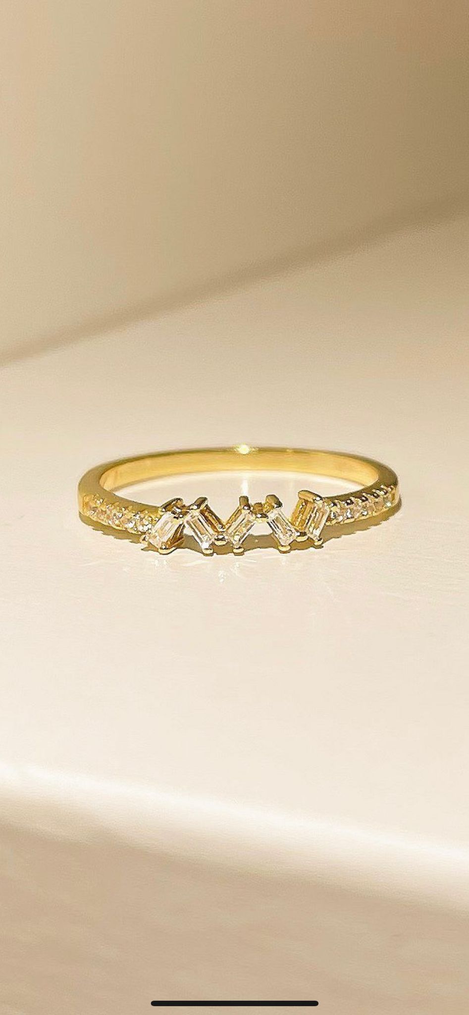 Thin Asymmetrical Ring